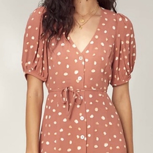 Wilfred Dresses & Skirts - Aritzia Wilfred Libretto dress